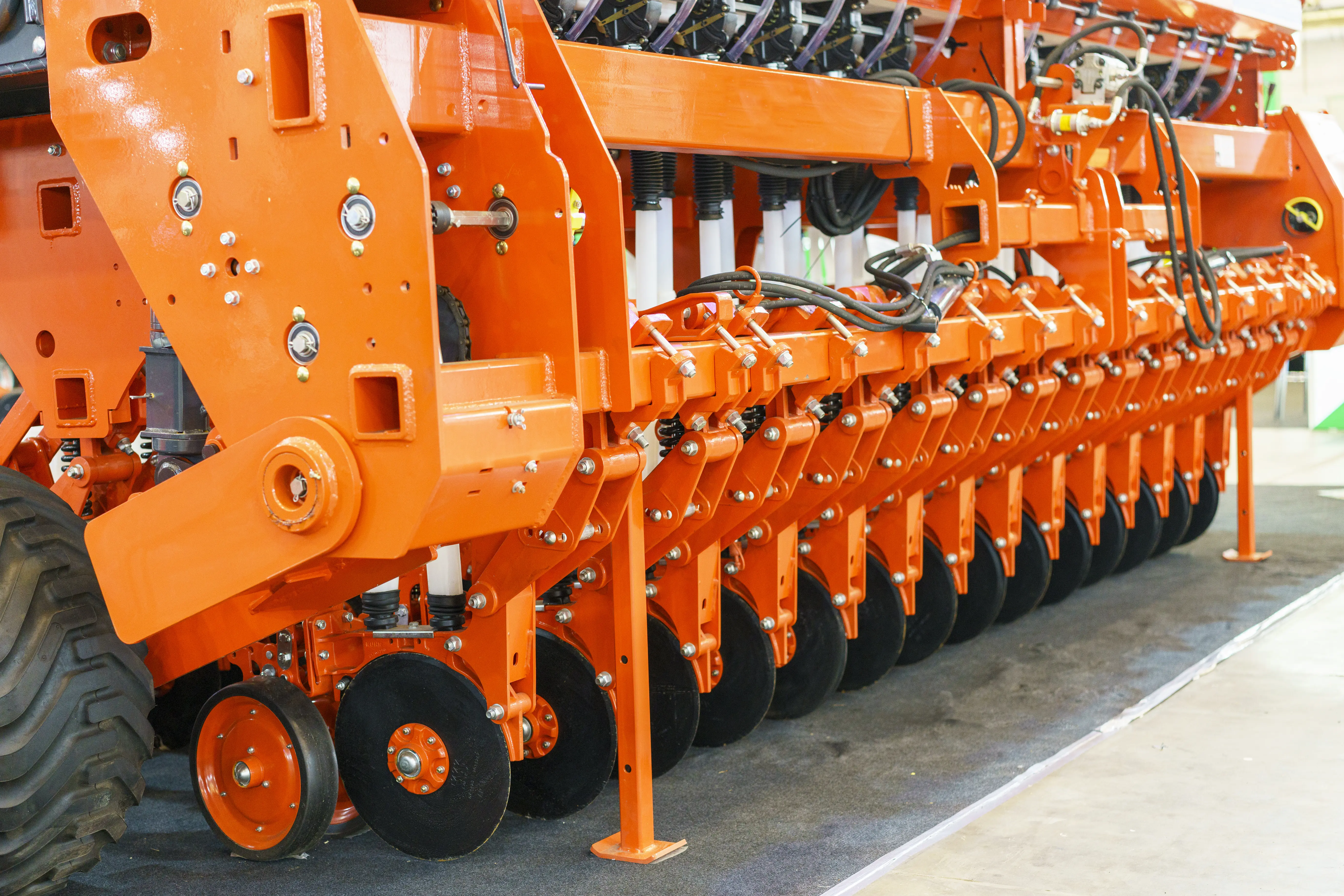 Industrial Machinery & Capital Equipment